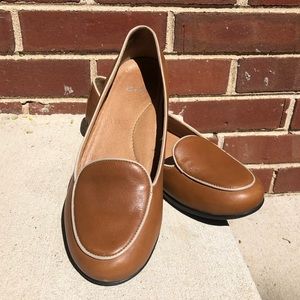 Dansko Natascia Leather Loafer Brown Size 39